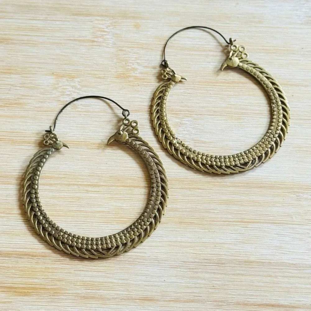 VTG Chunky Ethnic Peacock‎ Hoop Massive Earrings Brass Woven Pierced dangle Boho